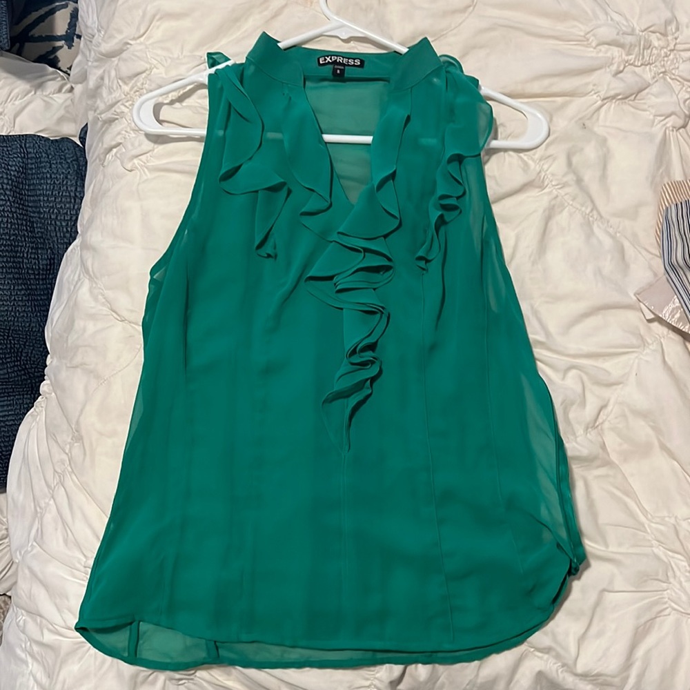 Express Sheer green sleeveless blouse